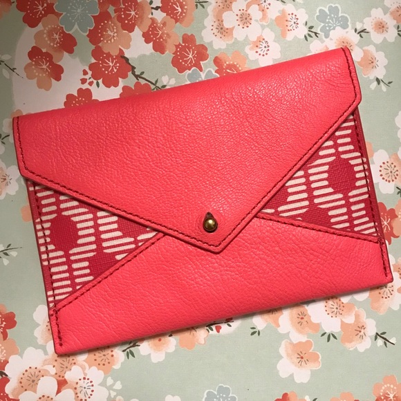 Fossil Pink Envelope Clutch Wallet 